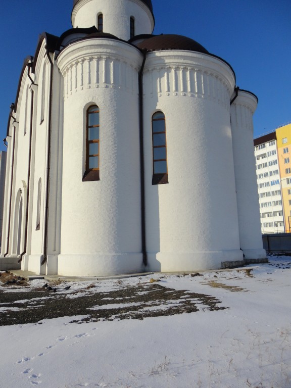 Церковь Спаса Нерукотворного Образа (новая), Саратов (Саратов, город, Саратовская область). архитектурные детали, Апсида храма.