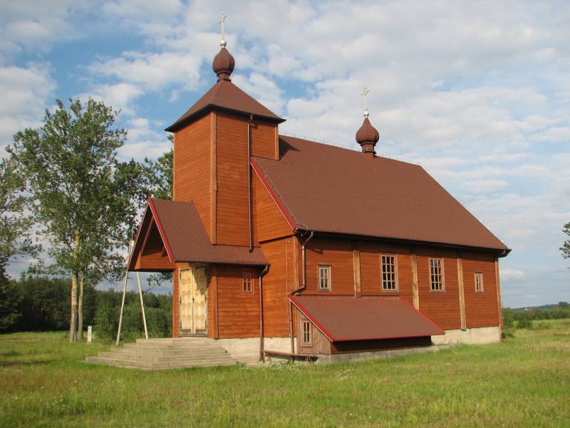 Мацьковичи. Церковь Кирилла и Мефодия. фасады