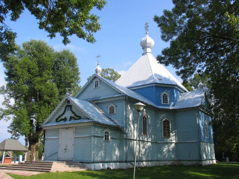 Церковь Анны Праведной, Стары Корнин (Подляское воеводство, Польша). фасады