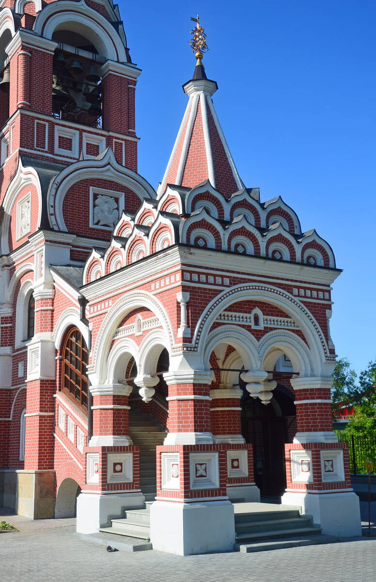 Церковь Всех Святых в Филёвской пойме, Филёвский парк (Западный административный округ (ЗАО), г. Москва). архитектурные детали