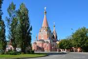 Филёвский парк. Всех Святых в Филёвской пойме, церковь