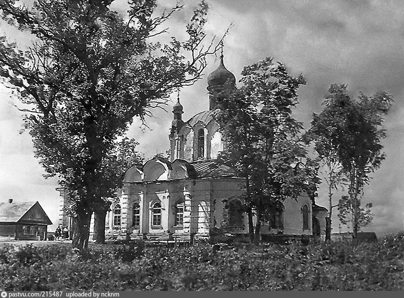 Великий Новгород. Церковь Михаила Архангела на Прусской улице. архивная фотография