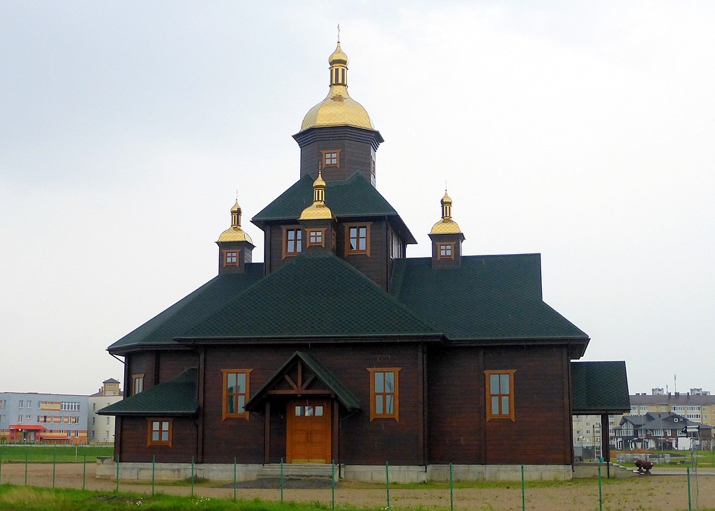 Слуцк. Церковь Паисия Святогорца. фасады