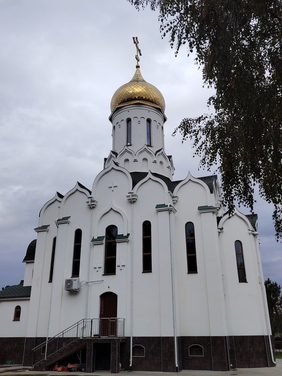 Церковь Трифона мученика, Красносельское (Динской район, Краснодарский край). фасады