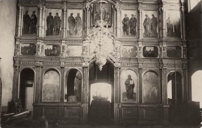 Церковь Илии Пророка, Владимир (Владимир, город, Владимирская область). архивная фотография, Иконостас тёплой Варваринской церкви (нижний этаж). Фотооткрытка. 1916–1928 гг.