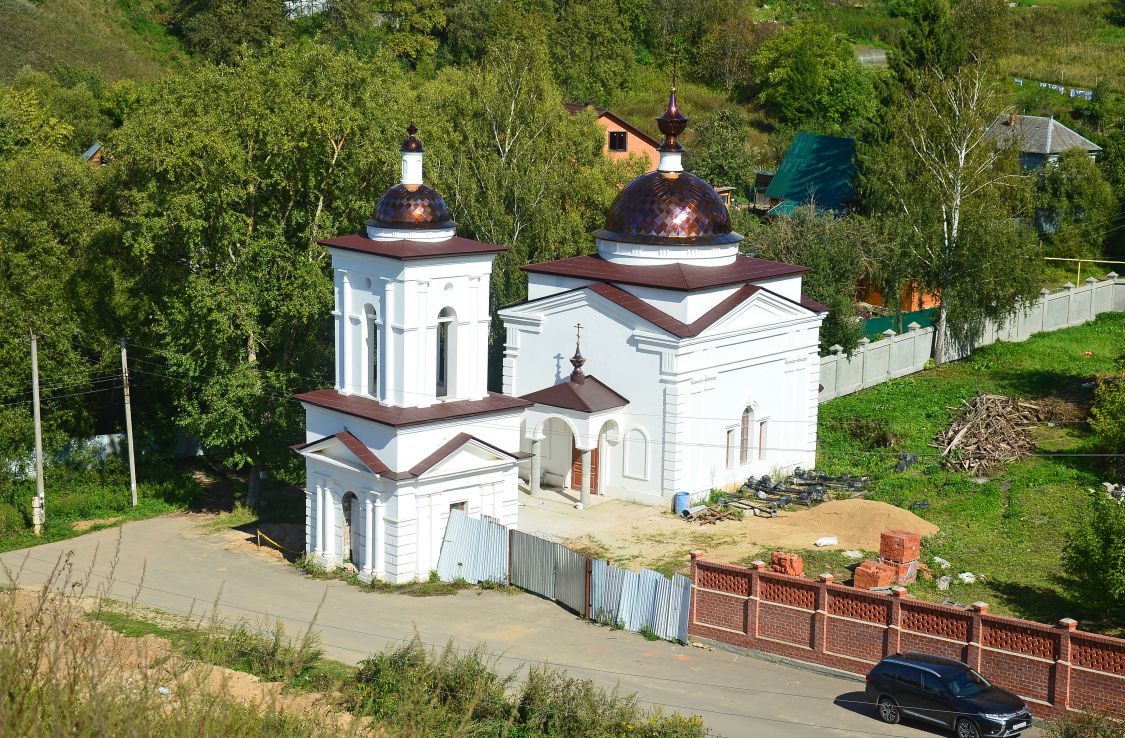 Церковь Спиридона Тримифунтского, Малоярославец (Малоярославецкий район, Калужская область). общий вид в ландшафте