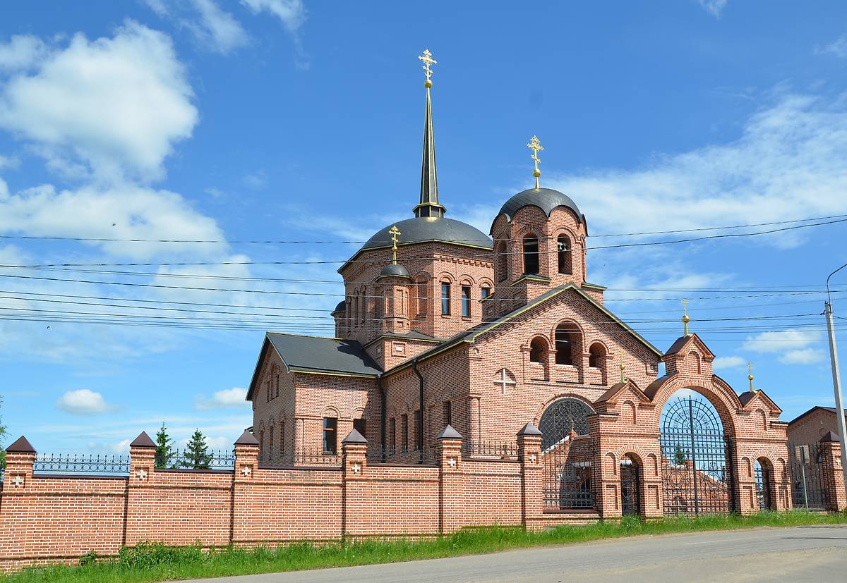 фасады. Церковь Рождества Иоанна Предтечи (новая), Комлево (Боровский район, Калужская область)