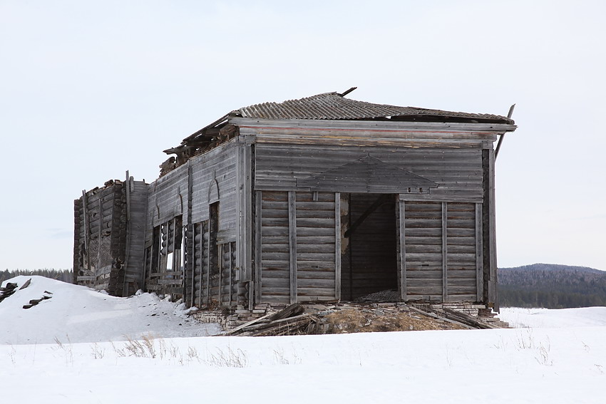 Церковь Михаила Архангела, Карауловка (Катав-Ивановский район, Челябинская область). фасады, Вид с запада