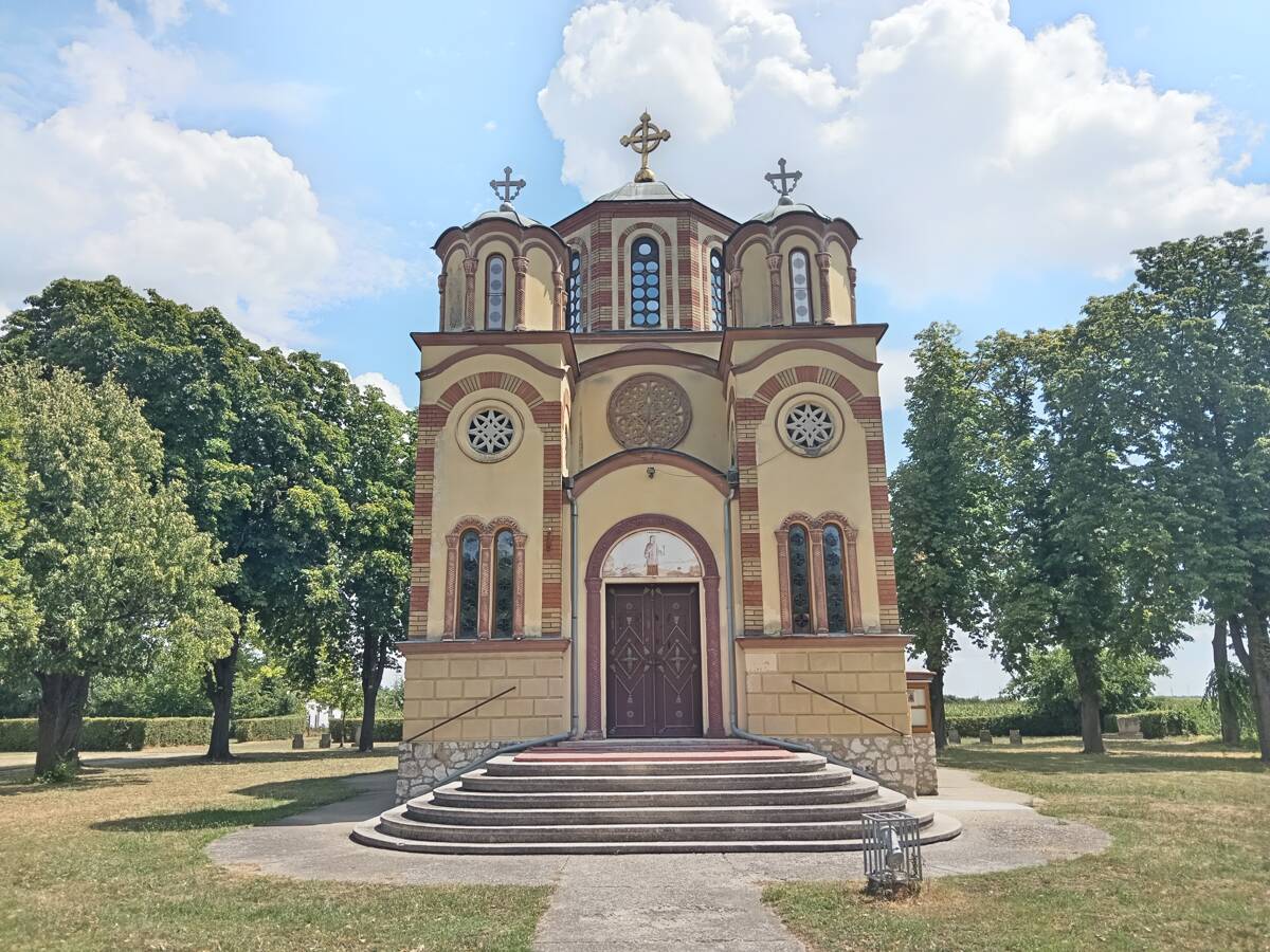 Сомборский Стефановский монастырь. Церковь Стефана архидиакона, Сомбор (АК Воеводина, Западно-Бачский округ, Сербия). фасады