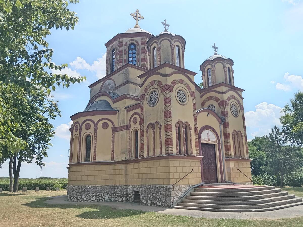 Сомборский Стефановский монастырь. Церковь Стефана архидиакона, Сомбор (АК Воеводина, Западно-Бачский округ, Сербия). фасады