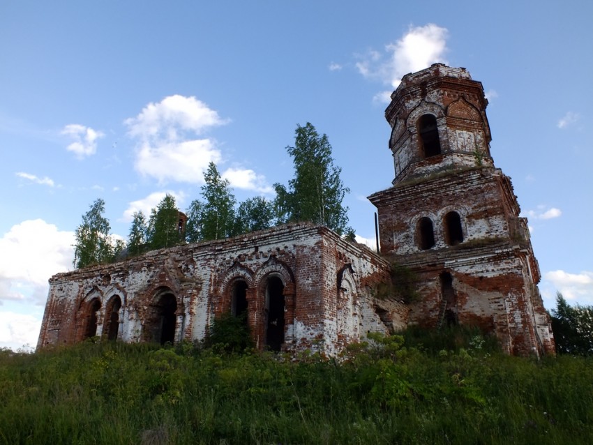 Церковь Тихвинской иконы Божией Матери, Первые Ключики, урочище (Ординский район, Пермский край). фасады