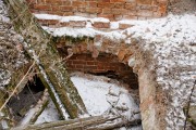 Церковь Михаила Архангела, в трапезной пол провалился. внизу находится подвал<br>, Репьёвка, Инзенский район, Ульяновская область