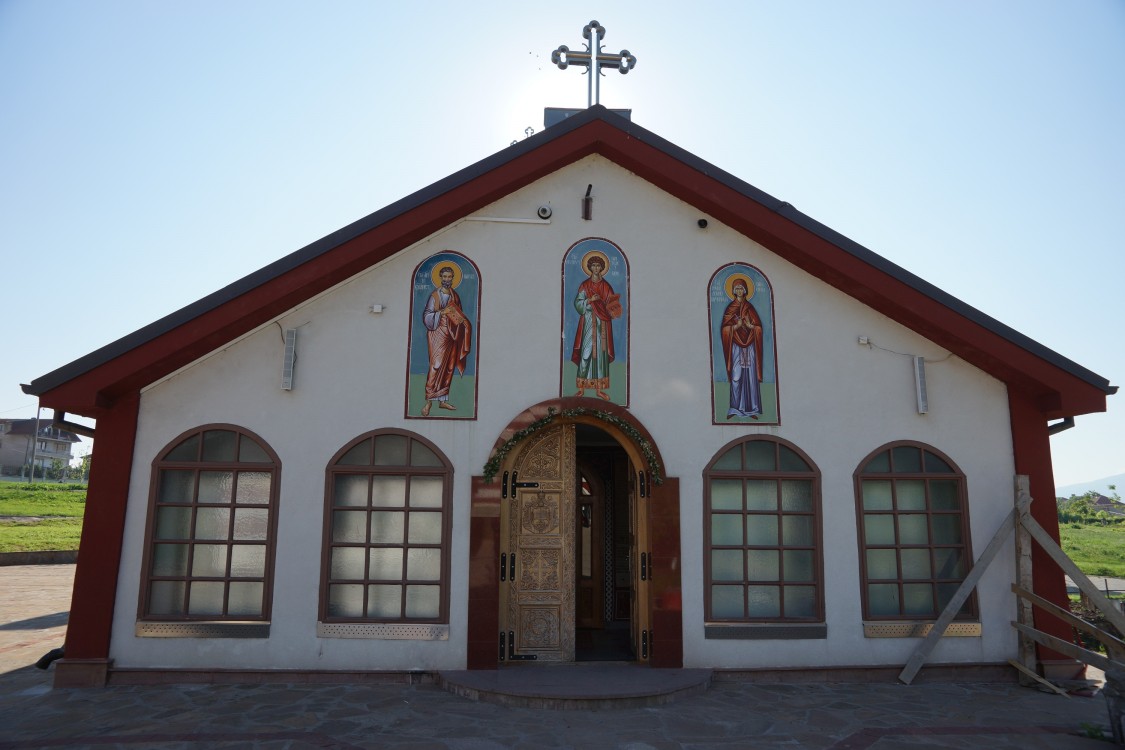 Церковь Пантелеимона Целителя, Ниш (Нишавский округ, Сербия). фасады