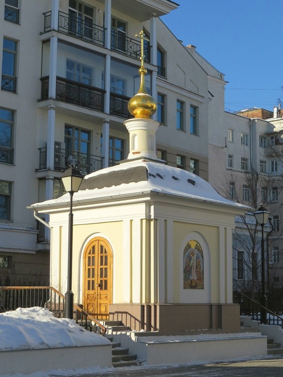 Часовня-усыпальница Алексия Бахтина при церкви апостола Иакова в Казённой слободе, Басманный (Центральный административный округ (ЦАО), г. Москва). фасады