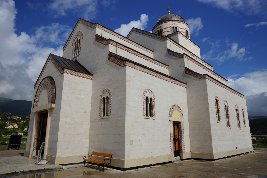 Вишеград. Церковь Лазаря Сербского. фасады