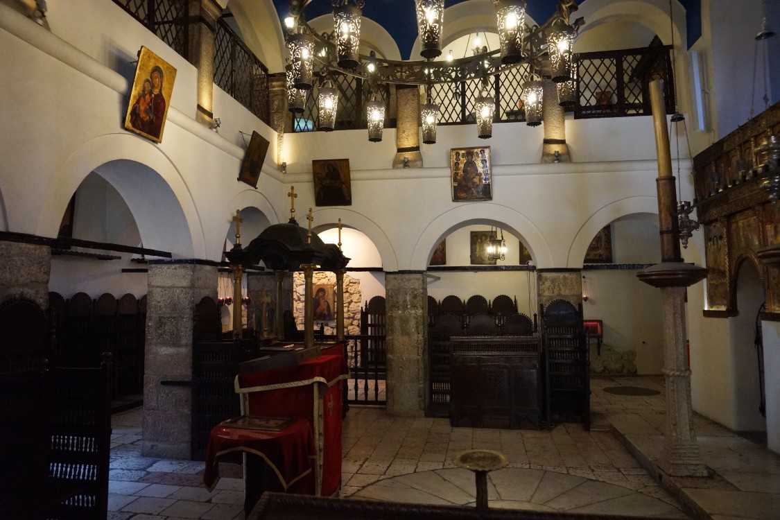 Церковь Михаила и Гавриила Архангелов, Сараево (Босния и Герцеговина, Прочие страны). интерьер и убранство