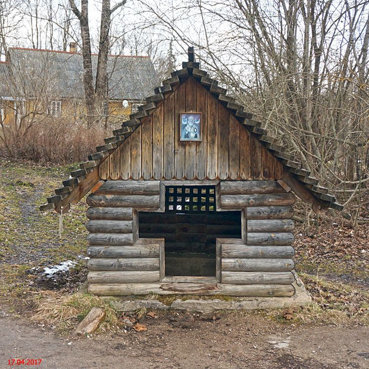 Изборск. Часовня Николая Чудотворца. фасады