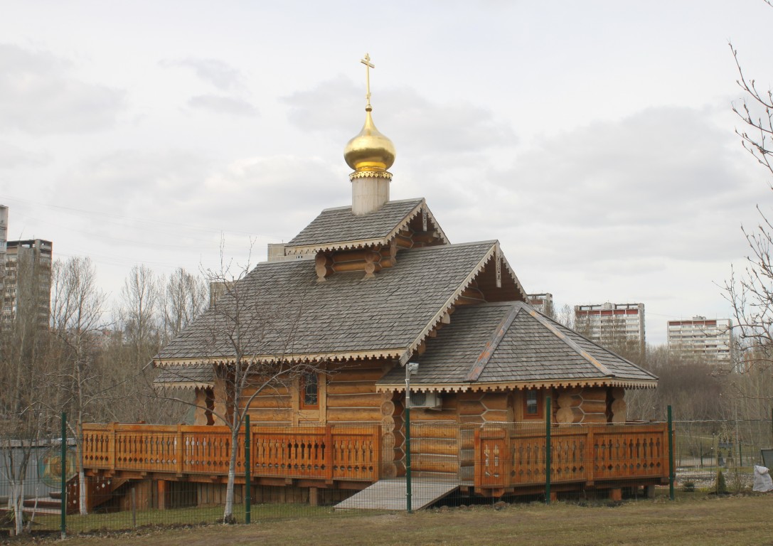 Церковь Владимира равноапостольного в Очакове-Матвеевском, Очаково-Матвеевское (Западный административный округ (ЗАО), г. Москва). фасады, Вид с юго-востока