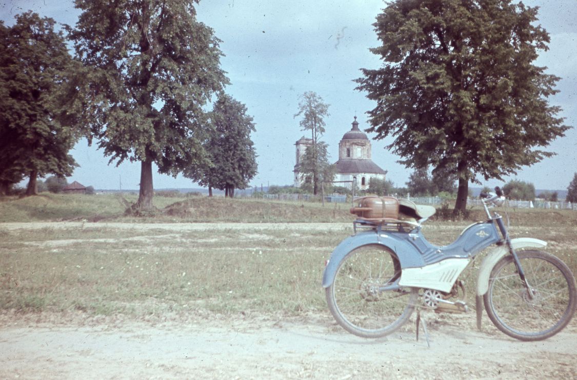 Николо-Лужецкое. Церковь Успения Пресвятой Богородицы. архивная фотография, Автор фотографии Черных Г.М,