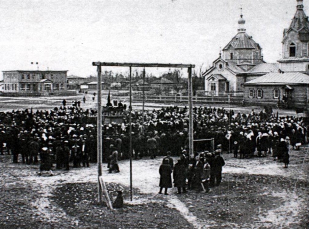 Церковь Николая Чудотворца (старая), Заветное (Заветинский район, Ростовская область). архивная фотография, Николаевская церковь с. Заветное, центр, 1933 год