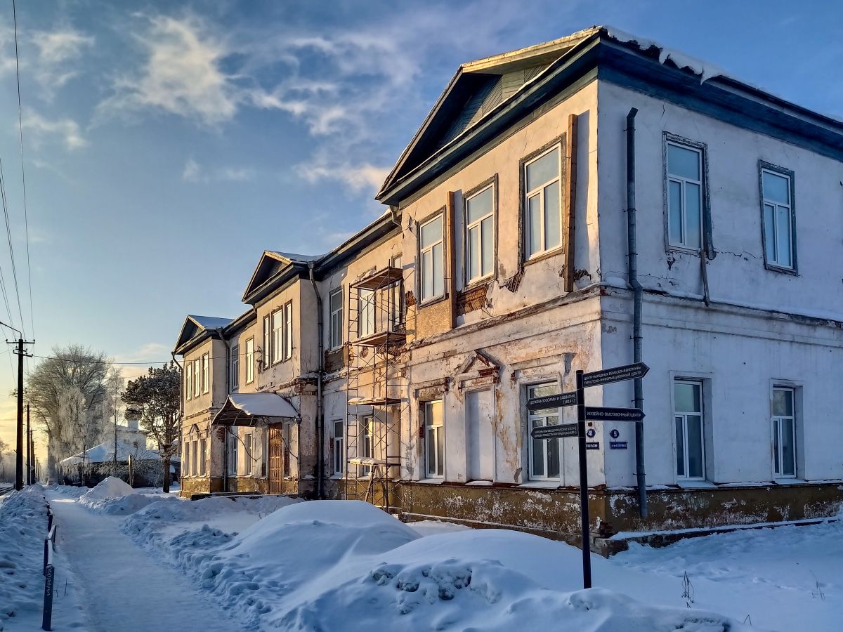Домовая церковь Александра Ошевенского при бывшем духовном училище, Каргополь (Каргопольский район, Архангельская область). фасады