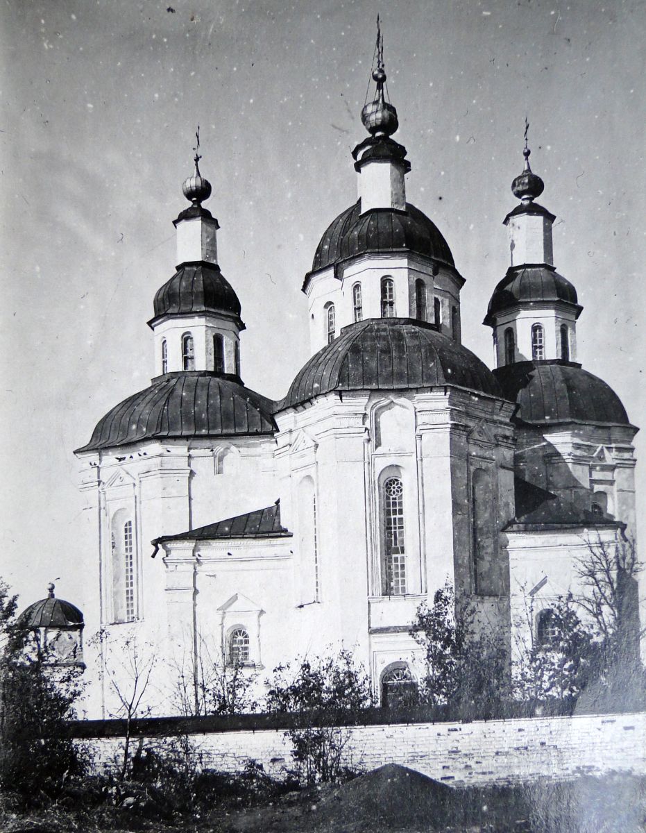 Церковь Успения Пресвятой Богородицы, Лютенька (Миргородский район, Украина, Полтавская область). архивная фотография, Вид с юго-востока. Фото П.Н. Жолтовского, 1932 г.
