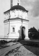 Церковь Успения Пресвятой Богородицы, Притвор. Фотография П.Н. Жолтовского. 1932 г.<br>, Лютенька, Миргородский район, Украина, Полтавская область