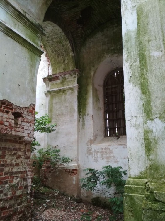 Церковь Покрова Пресвятой Богородицы, Дудаковичи (Круглянский район, Беларусь, Могилёвская область). архитектурные детали, Покровская церковь д.Дудаковичи