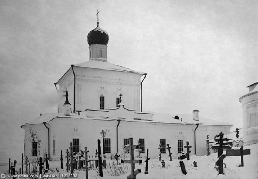 Церковь Михаила Архангела, Ликурга (Буйский район, Костромская область). архивная фотография, Автор:Орлов С.А. Направление съемки:юг с сайта https://pastvu.com/p/216198