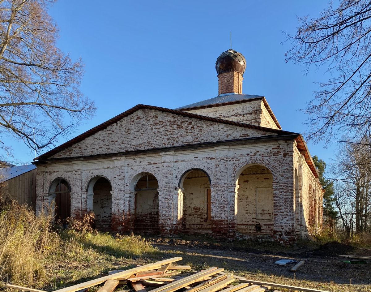 Церковь Михаила Архангела, Ликурга (Буйский район, Костромская область). фасады, Вид после работ в рамках федеральной программы консервации ОКН
