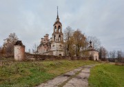 Ликурга. Храмовый комплекс. Церкви Троицы Живоначальной и Михаила Архангела