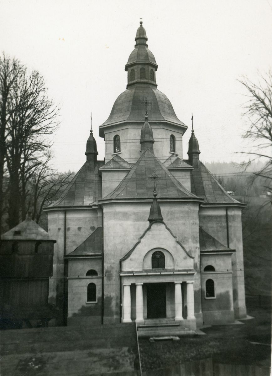 Мразница. Церковь Покрова Пресвятой Богородицы. архивная фотография, Фото 24.11.1929. Польская национальная электронная библиотека https://polona2.pl/item/pamiatka-blagoslovlena-novoyi-cerkvi-mraznica-24-xi-1929,MTM0Njg4MzIw/0/#info:metadata