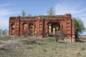 Лучки. Церковь Рождества Пресвятой Богородицы