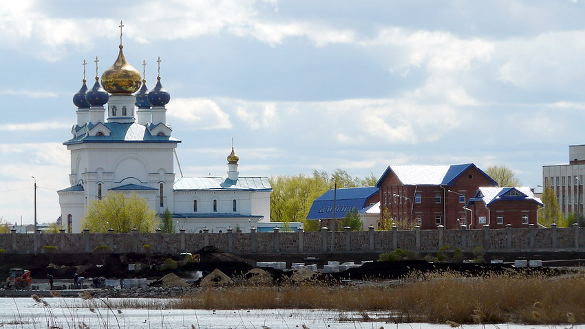 Челябинск. Богоявленский мужской монастырь. фасады