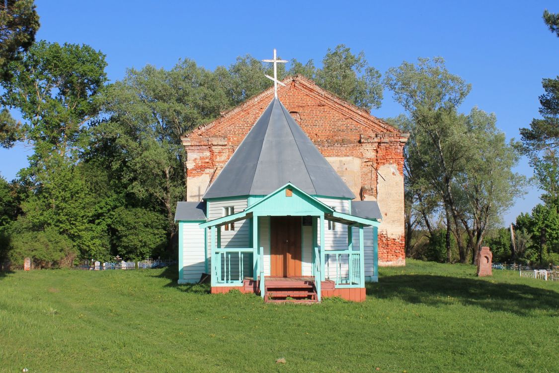 Часовня Троицы Живоначальной, Троицкое-Бачурино (Чернский район, Тульская область). фасады