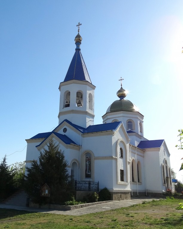 Первомайск. Церковь Михаила Архангела. фасады