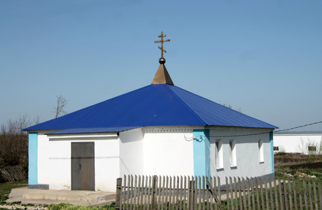 Неизвестная домовая церковь, Толстая Дубрава (Становлянский район, Липецкая область). фасады
