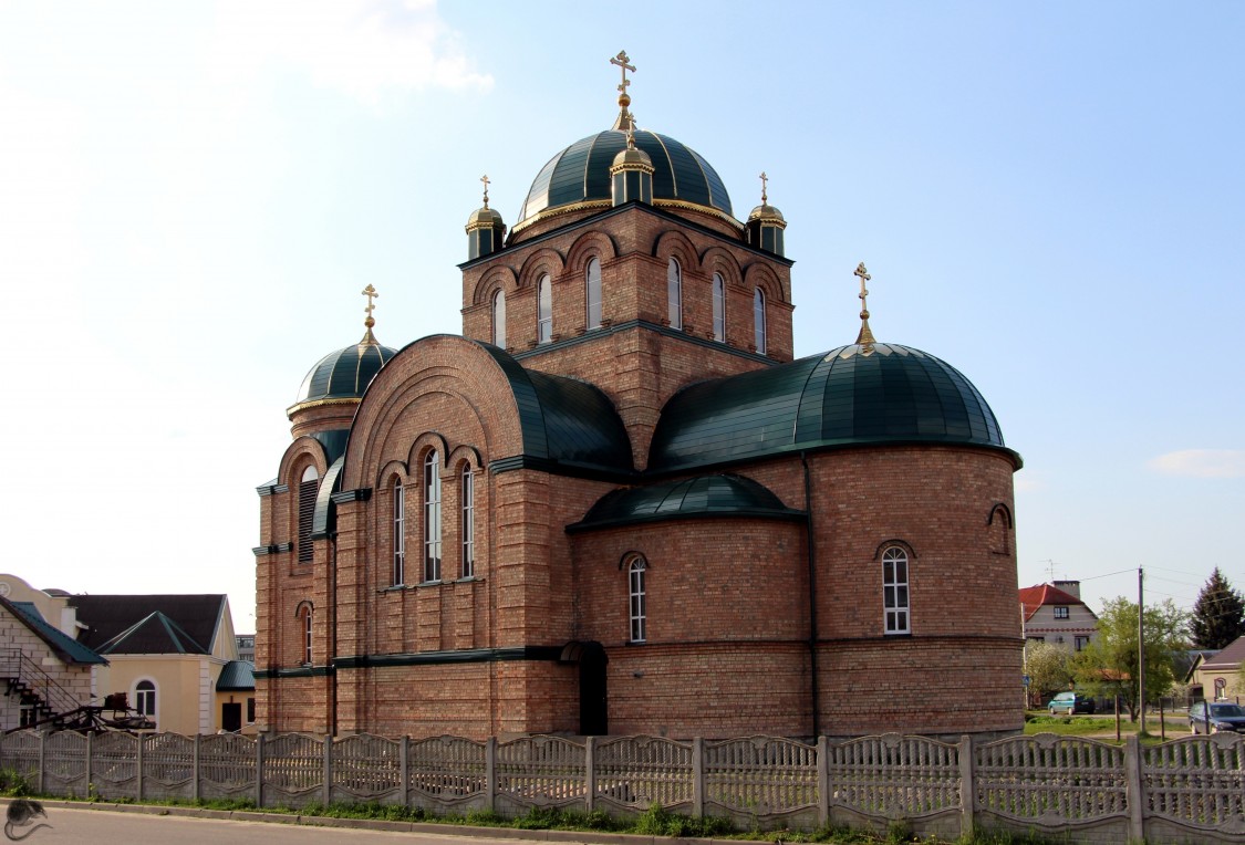 Брест. Церковь Троицы Живоначальной. фасады