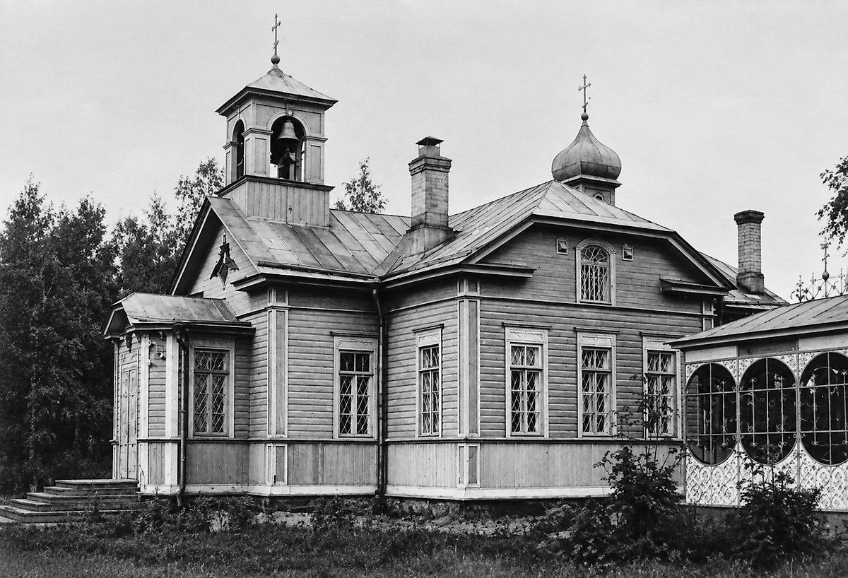 Фото 1920-ых - 1930-ых годов. Автор Jalmari Lankinen, архивная фотография. Церковь Успения Пресвятой Богородицы на Сорвальском кладбище, Выборг (Выборгский район, Ленинградская область)