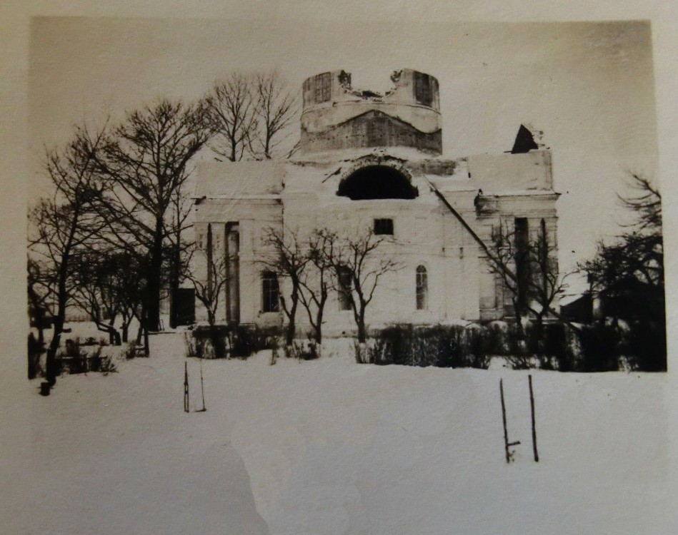 Собор Троицы Живоначальной, Дмитровск (Дмитровский район, Орловская область). архивная фотография, Вид на абсиду. Фото 1941 г. с аукциона e-bay.de