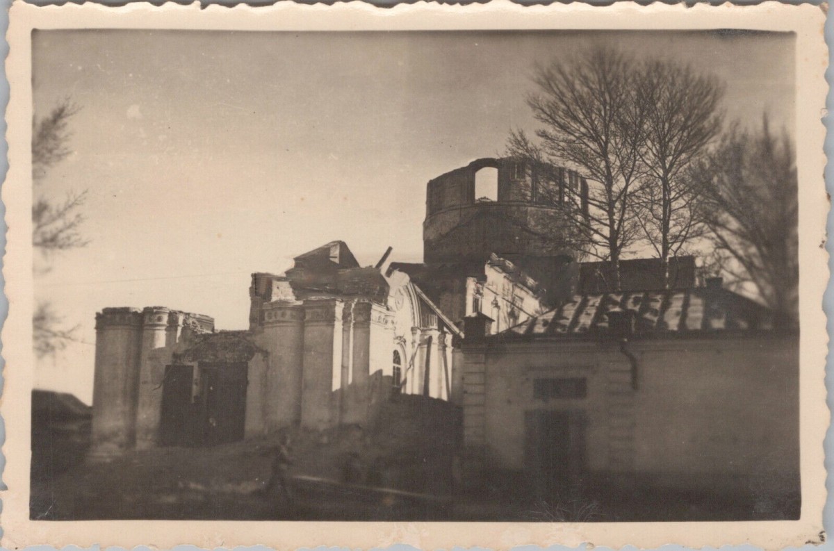 Собор Троицы Живоначальной, Дмитровск (Дмитровский район, Орловская область). архивная фотография, Вид на собор с юго-западной стороны. Фото 1941 г. с аукциона e-bay.de