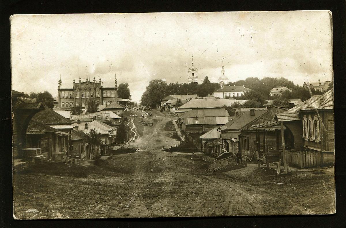 Собор в ландшафте города. Почтовая фотооткрытка 1900-х годов, архивная фотография. Собор Николая Чудотворца, Духовщина (Духовщинский район, Смоленская область)