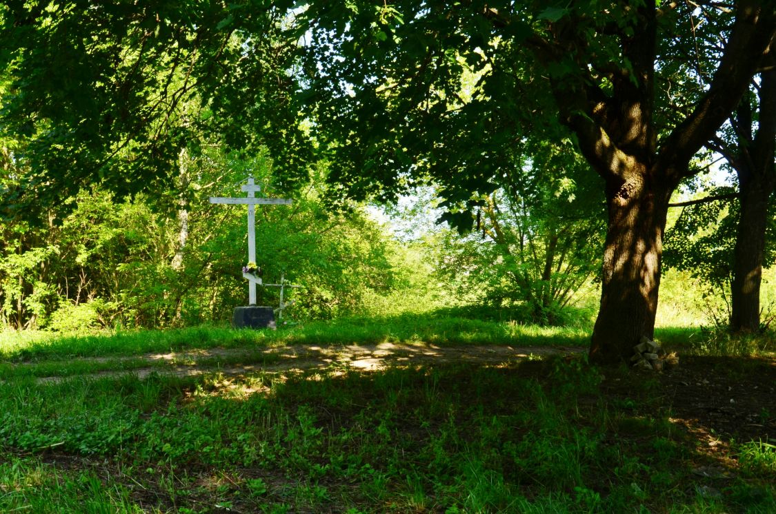 Речица. Церковь Николая Чудотворца. дополнительная информация, Поклонный крест на месте церкви