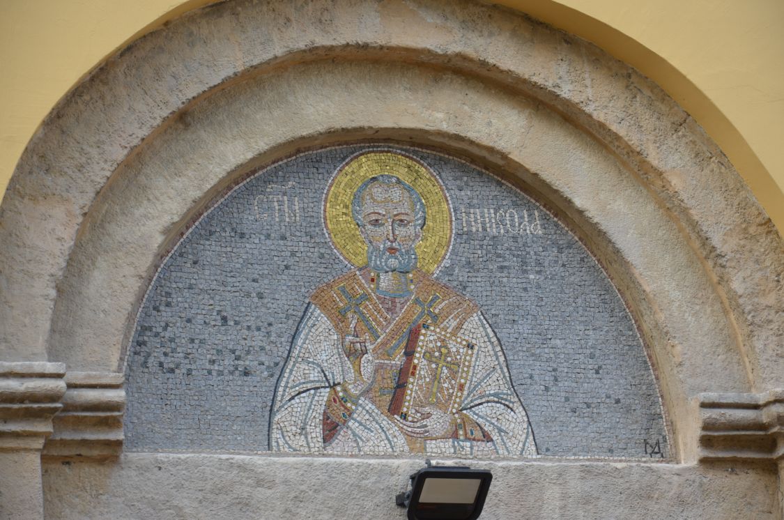 Церковь Перенесения мощей Николая Чудотворца в Бари, Белград (Белград, округ, Сербия). архитектурные детали