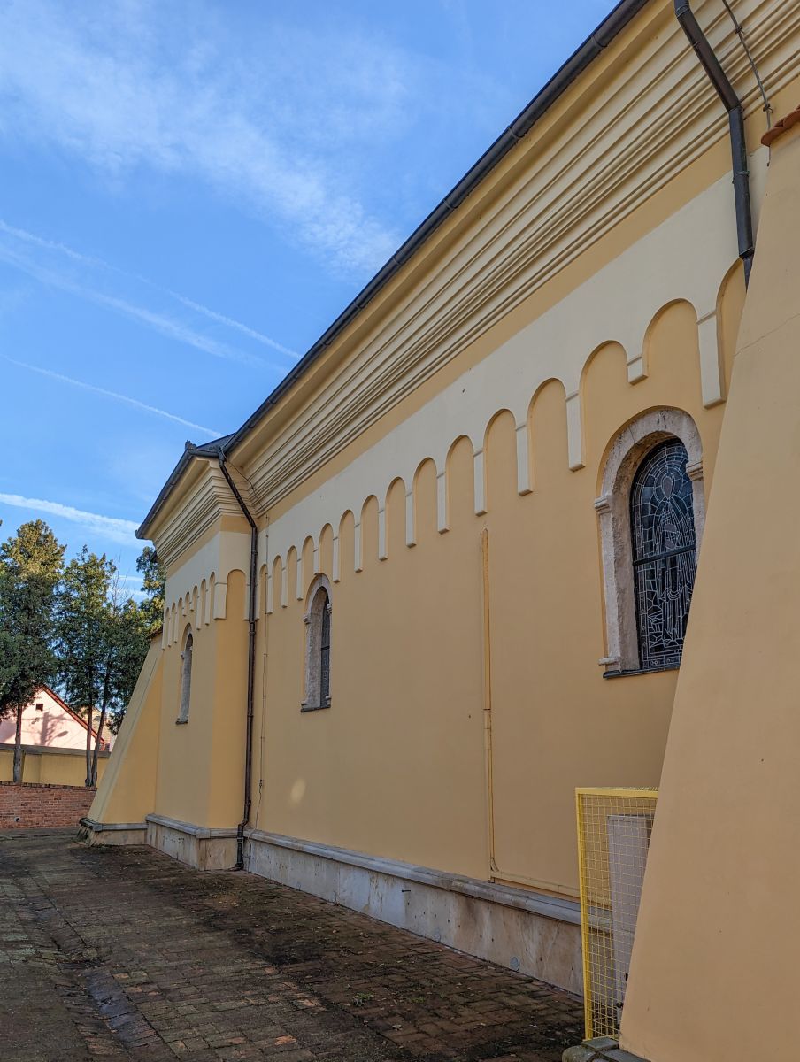 Церковь Перенесения мощей Николая Чудотворца в Бари, Белград (Белград, округ, Сербия). архитектурные детали