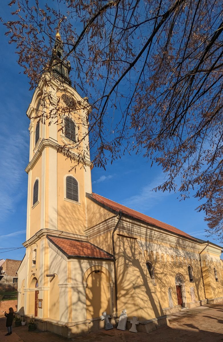 Белград. Церковь Перенесения мощей Николая Чудотворца в Бари. фасады