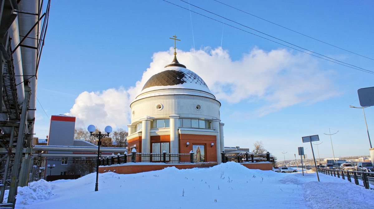 общий вид в ландшафте. Часовня Екатерины великомученицы, Ижевск (Ижевск, город, Республика Удмуртия)