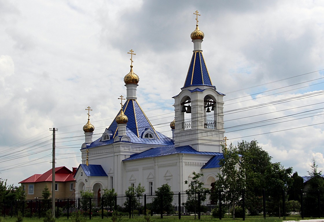 Церковь Успения Пресвятой Богородицы (новая), Энгельс (Покровск) (Энгельсский район, Саратовская область). фасады