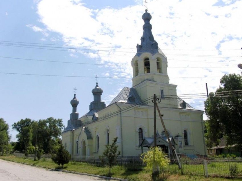 Украинка. Церковь Рождества Пресвятой Богородицы. фасады