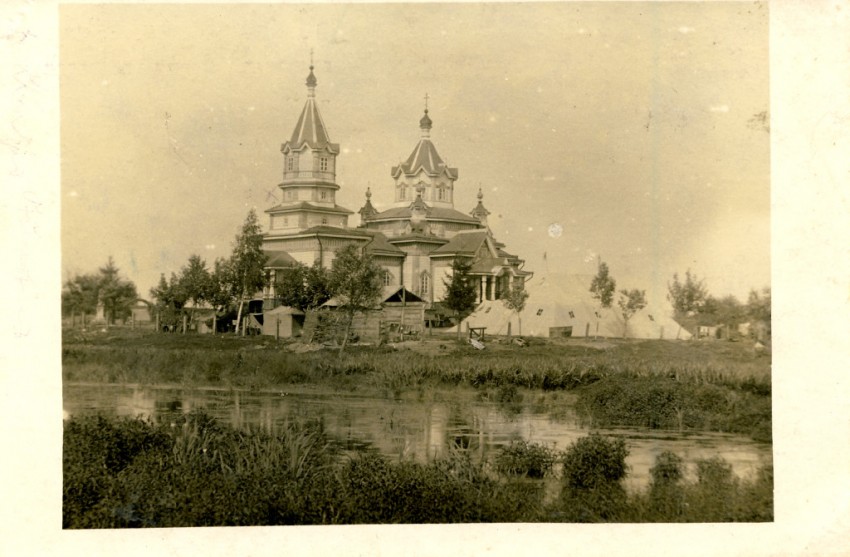 Рачин. Церковь Рождества Пресвятой Богородицы (старая). архивная фотография, Частная коллекция. Фото 1916 г.